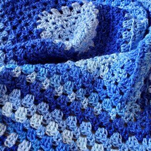 Crochet BABY BLANKET AFGHAN Lap Granny square 29" x 29" Blue Navy NEW Unisex